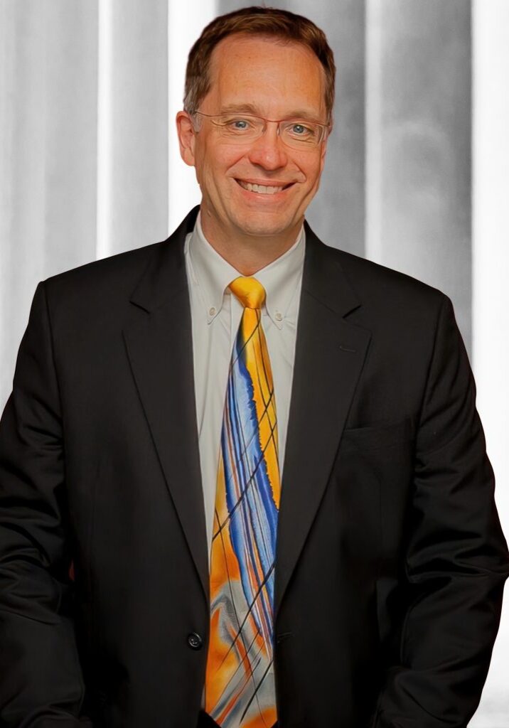 Daniel M Boyle